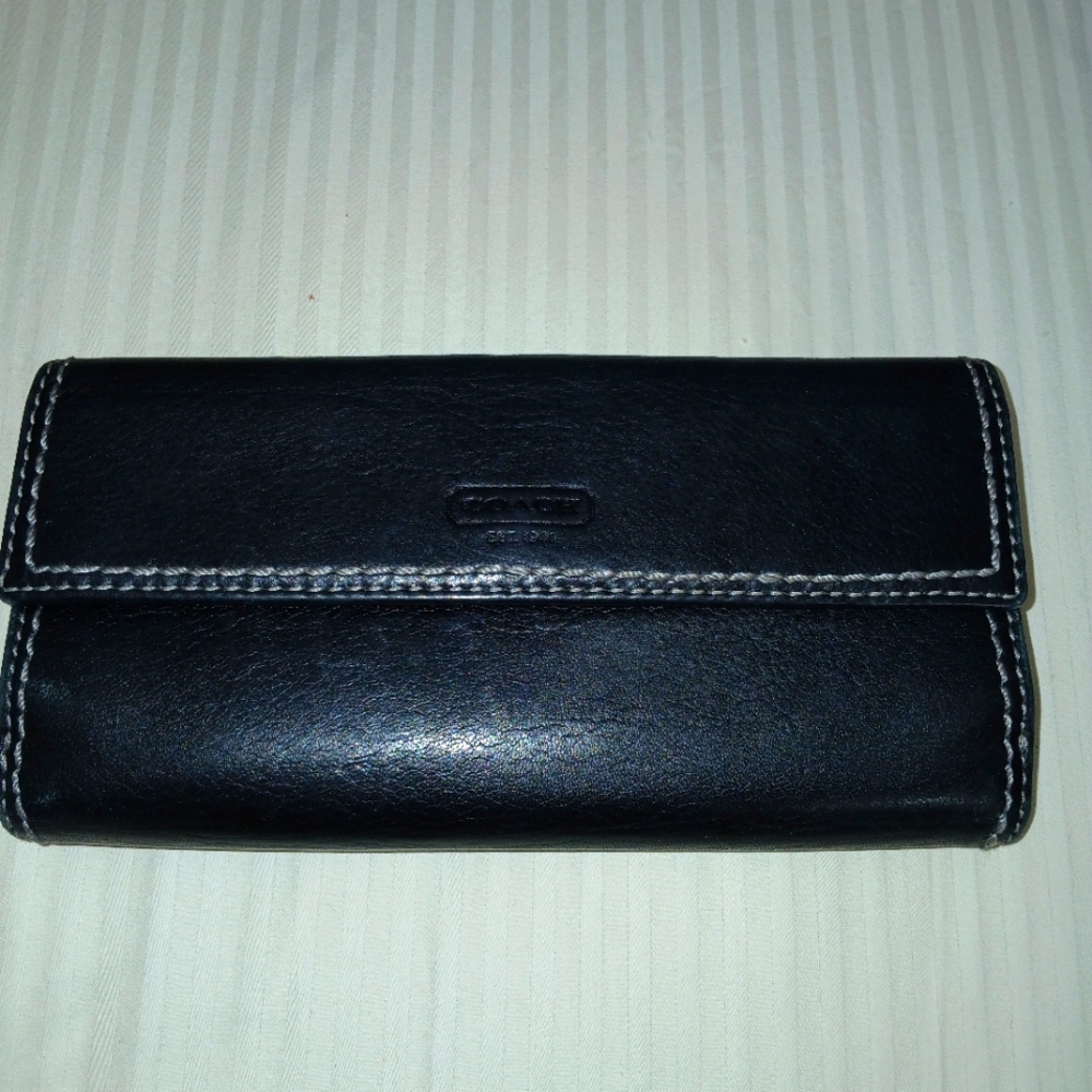 Coach woman's black leather trifold wallet